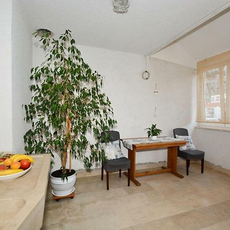 Apartman Vanja Omiš Esterno foto
