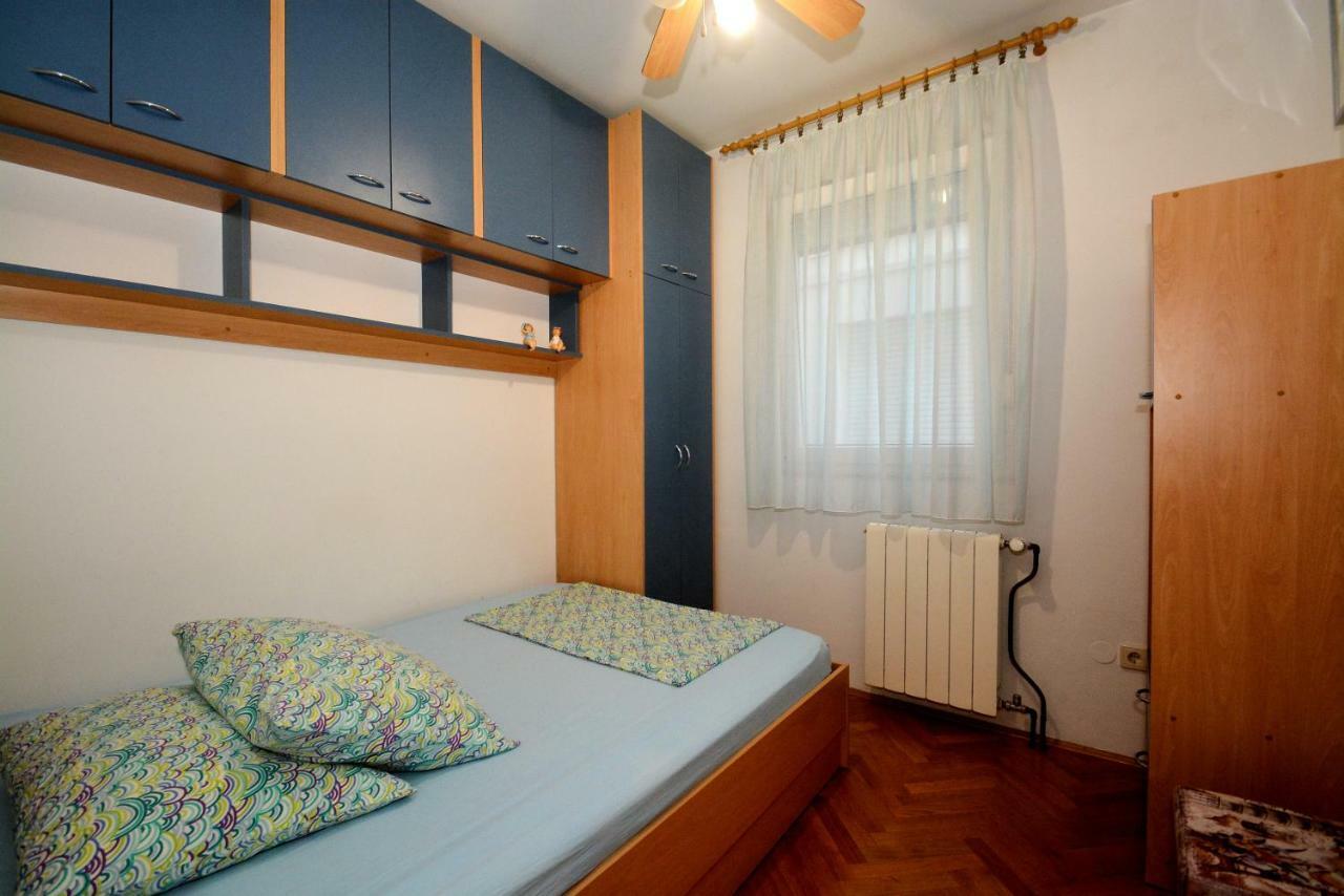 Apartman Vanja Omiš Esterno foto